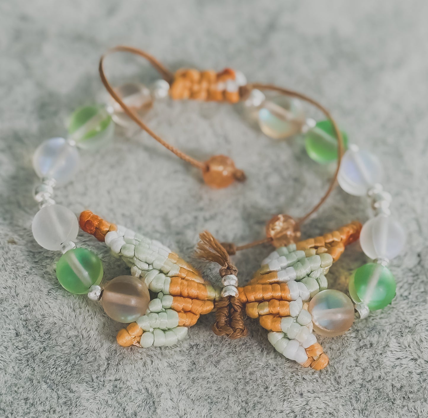 Butterfly glowy bracelet