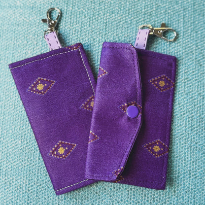 Clip on pouch.