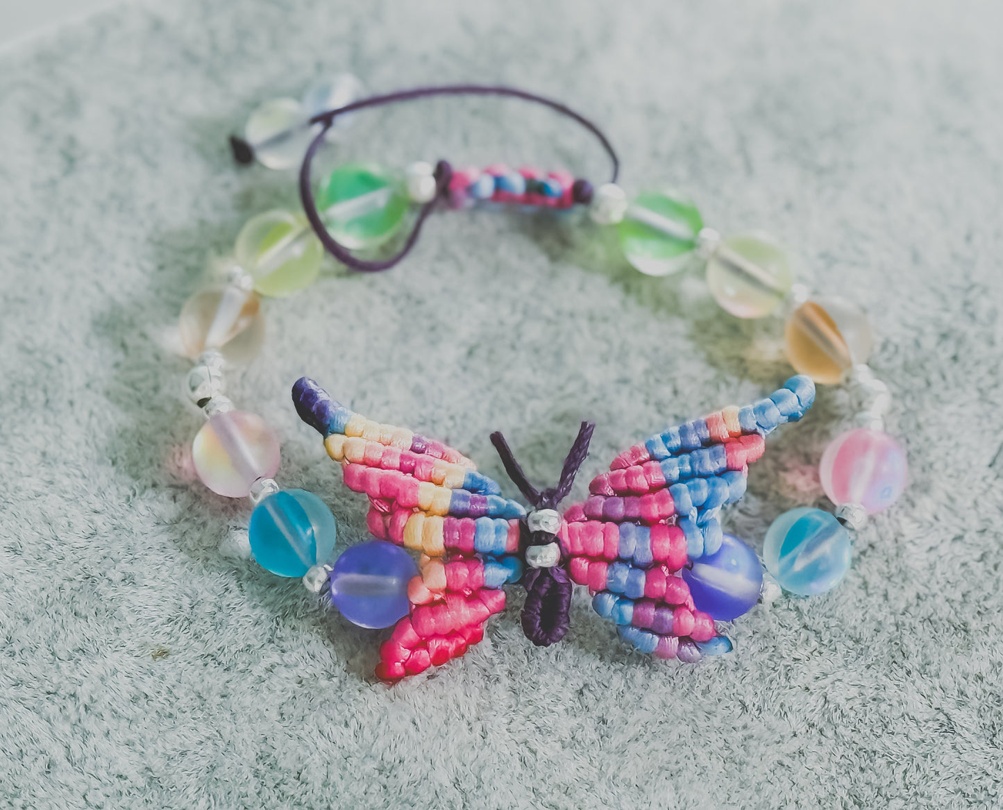 Butterfly glowy bracelet